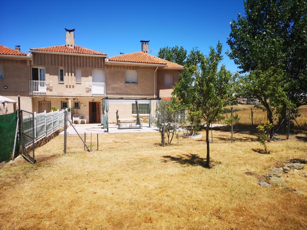 Agradable casa con jardín: Casasola Vila San Cristóbal de Segovia Exterior foto